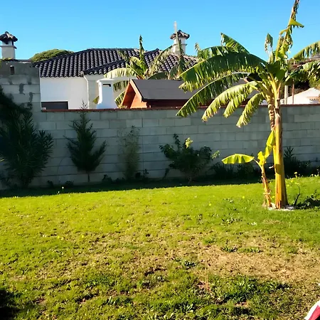 Holiday home De Madera Con Terraza Y Jardin Conil De La Frontera