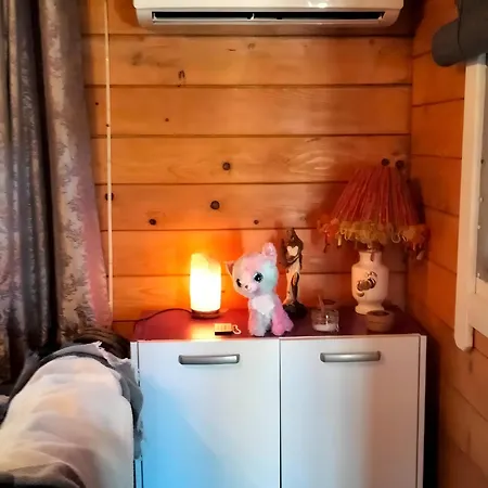 Holiday home De Madera Con Terraza Y Jardin *